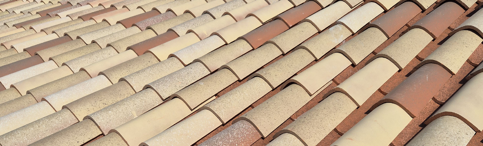 Couverture Bordeaux, Couverture Créon, Couverture Gironde, Entreprise couverture Bordeaux, Entreprise couverture Créon, Entreprise couverture Gironde, Entretien toitture Bordeaux, Entretien toitture Créon, Entretien toitture Gironde, Pose Velux Bordeaux, Pose Velux Créon, Pose Velux Gironde, Zinguerie Bordeaux, Zinguerie Créon, Zinguerie Gironde